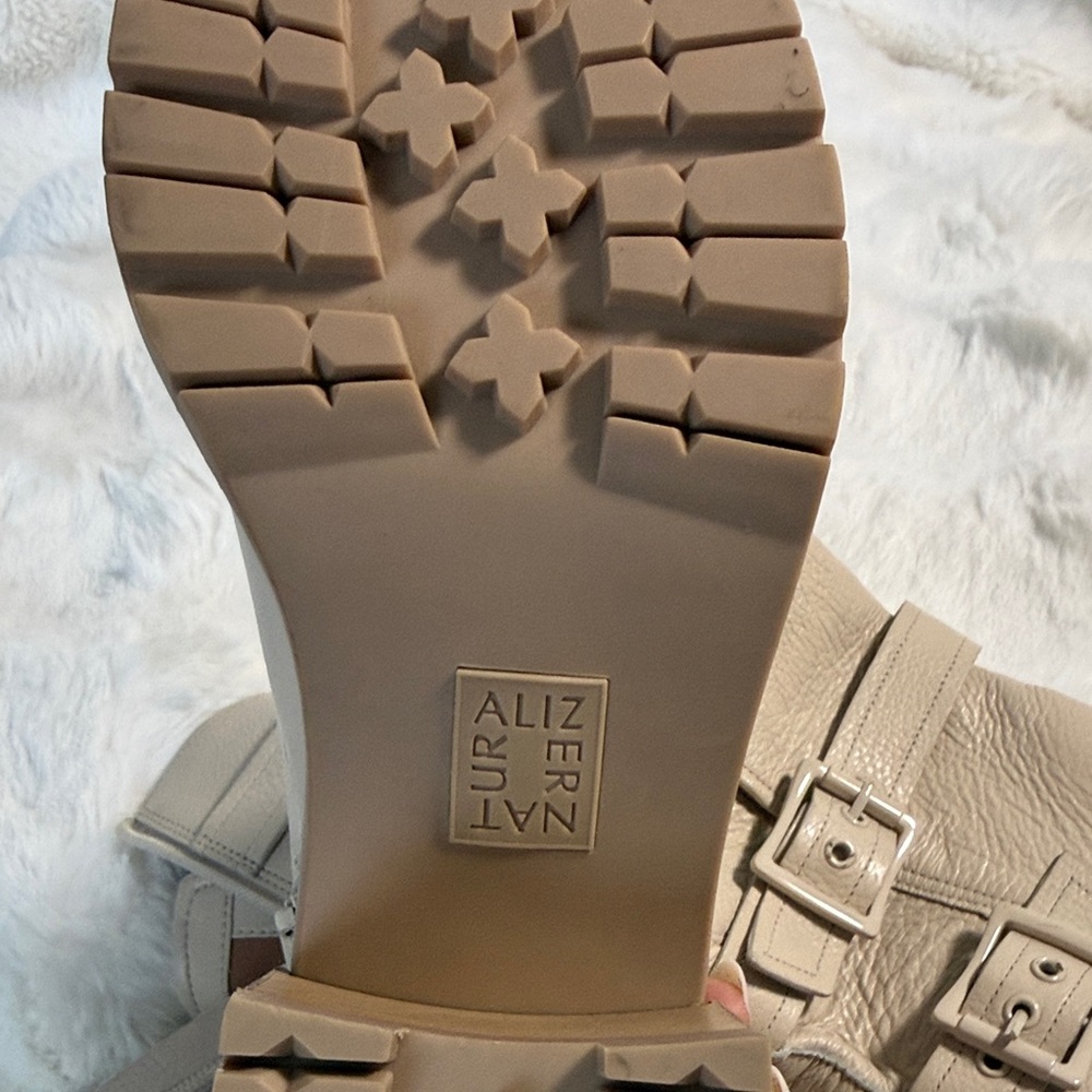 Naturalizer Cream Heeled Boots - Picture 8 of 8